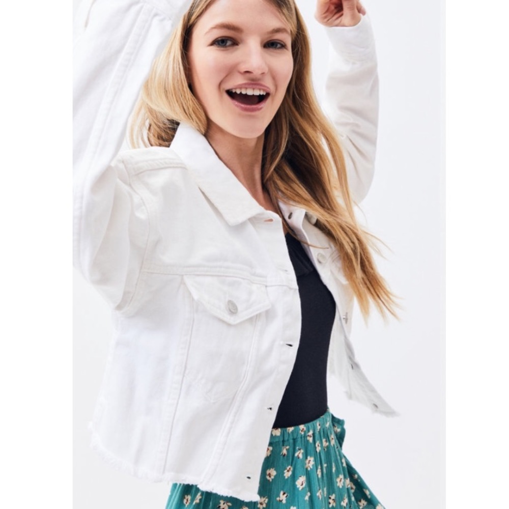 Pac Sun Cropped Jean Jacket- White